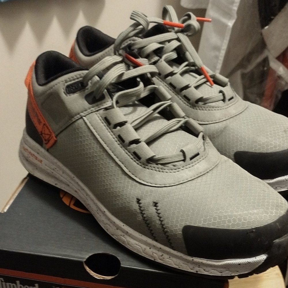 Men's Timberland Pros steel toe work shoes